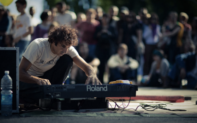 Musica elettronica europea e groove tribali afro-australiani: Tribalneed arriva a Malcesine