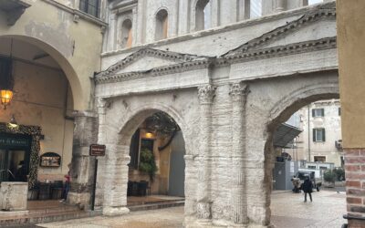 Natale restituisce Porta Borsari ai veronesi