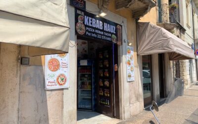 Accoltella dipendente di un ‘kebab’. Il giorno dopo è libero